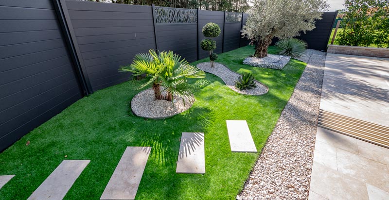 cloture deco jardin protection regard  Amenagement jardin, Déco jardin,  Jardins